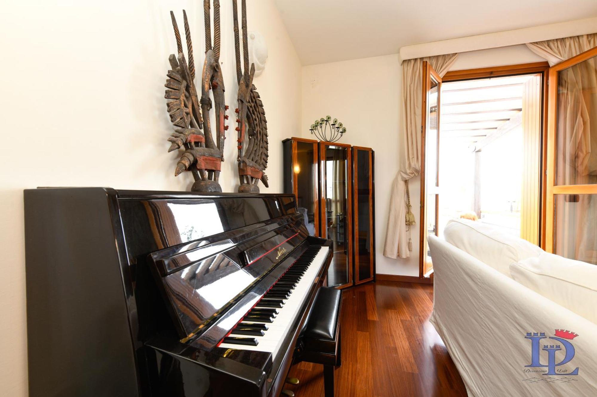 Desenzanoloft Official Partner Marriott Homes & Villas - Gardastar La Stella Del Lago Desenzano del Garda Eksteriør bilde