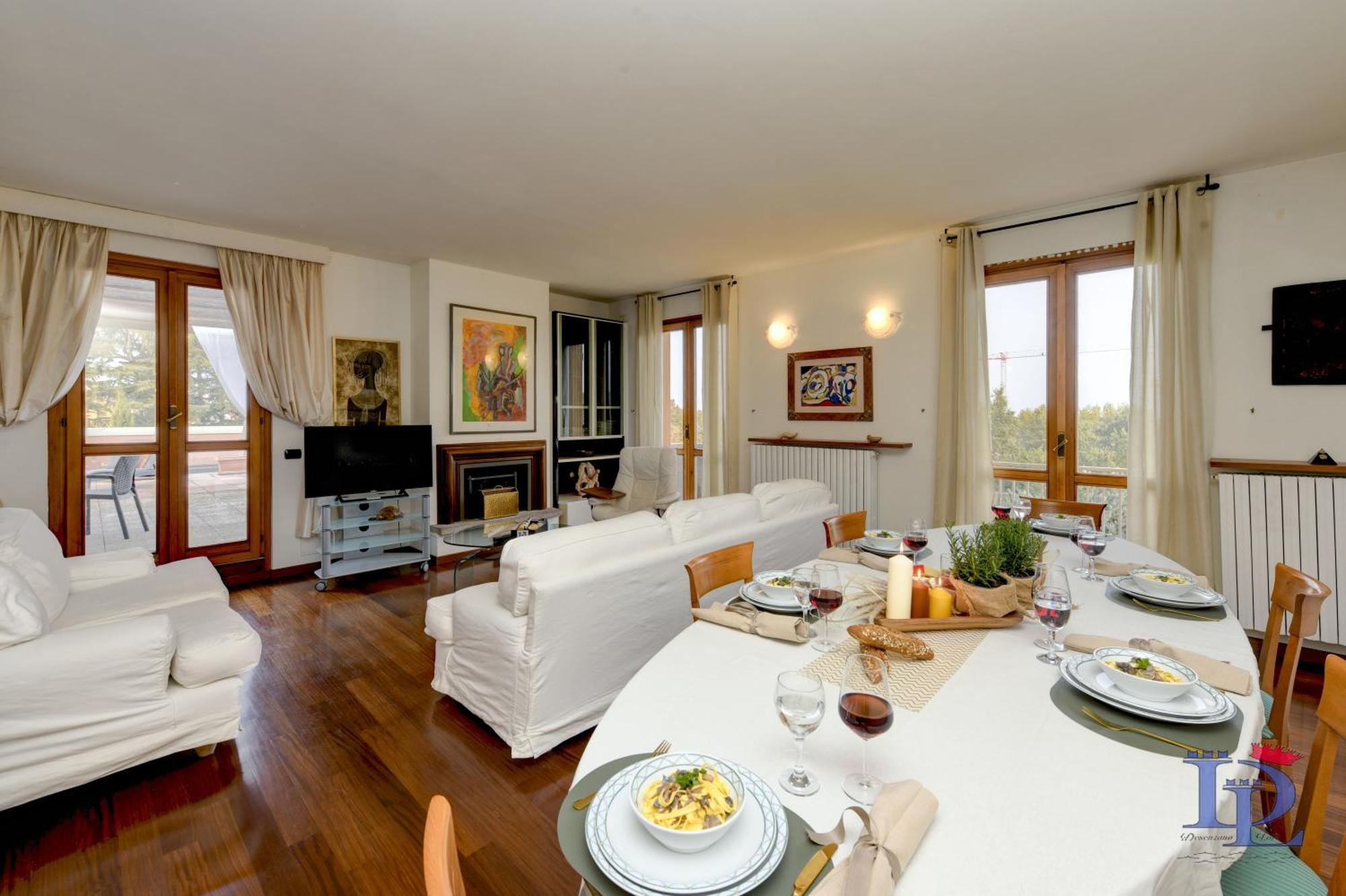 Desenzanoloft Official Partner Marriott Homes & Villas - Gardastar La Stella Del Lago Desenzano del Garda Eksteriør bilde