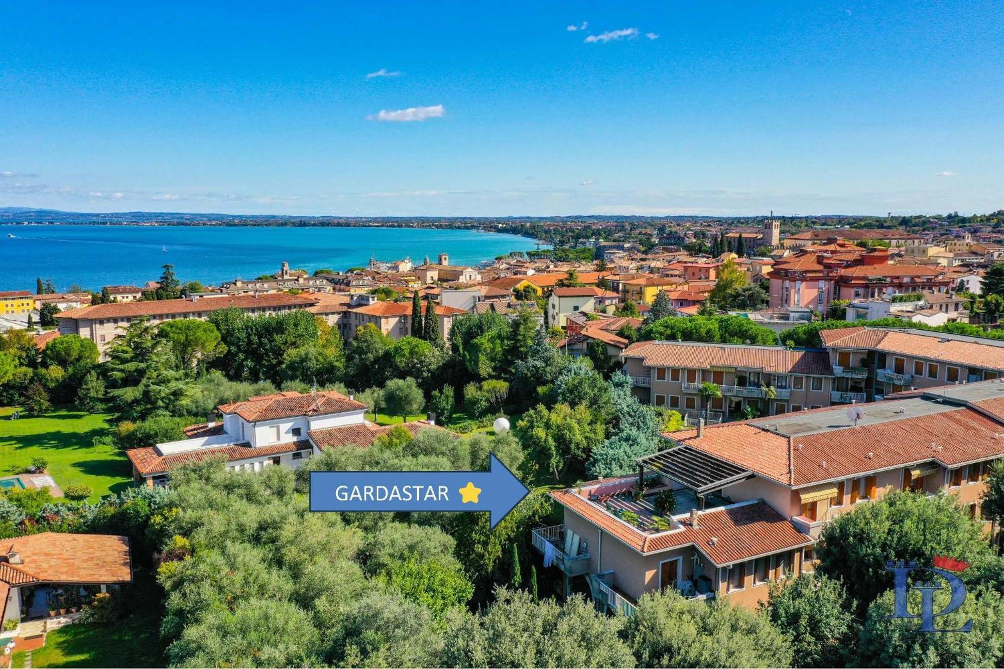 Desenzanoloft Official Partner Marriott Homes & Villas - Gardastar La Stella Del Lago Desenzano del Garda Eksteriør bilde