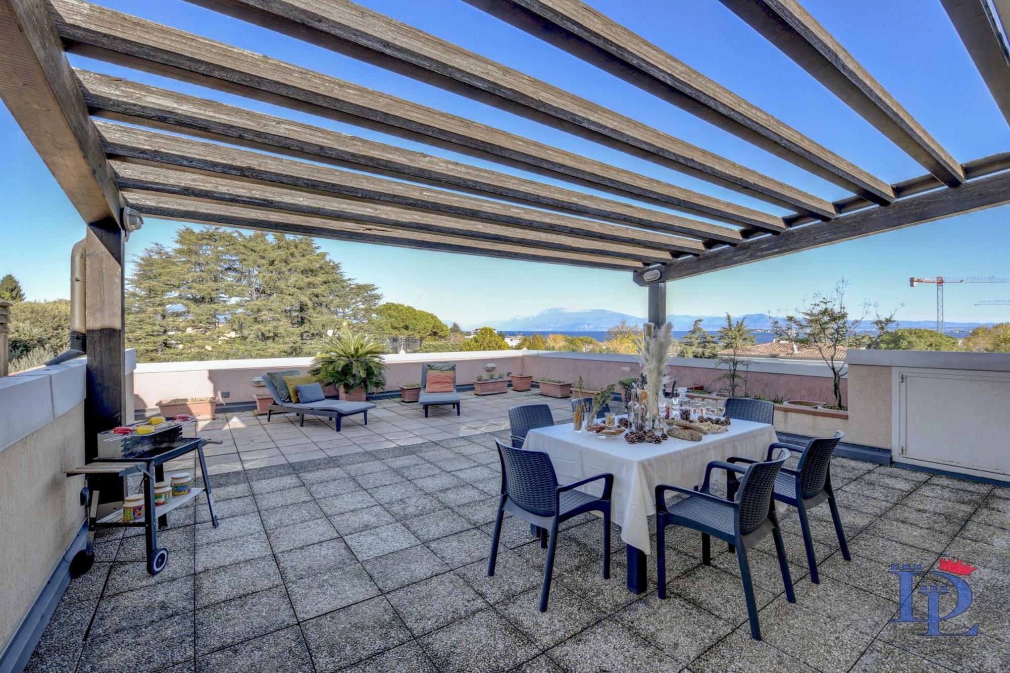 Desenzanoloft Official Partner Marriott Homes & Villas - Gardastar La Stella Del Lago Desenzano del Garda Eksteriør bilde