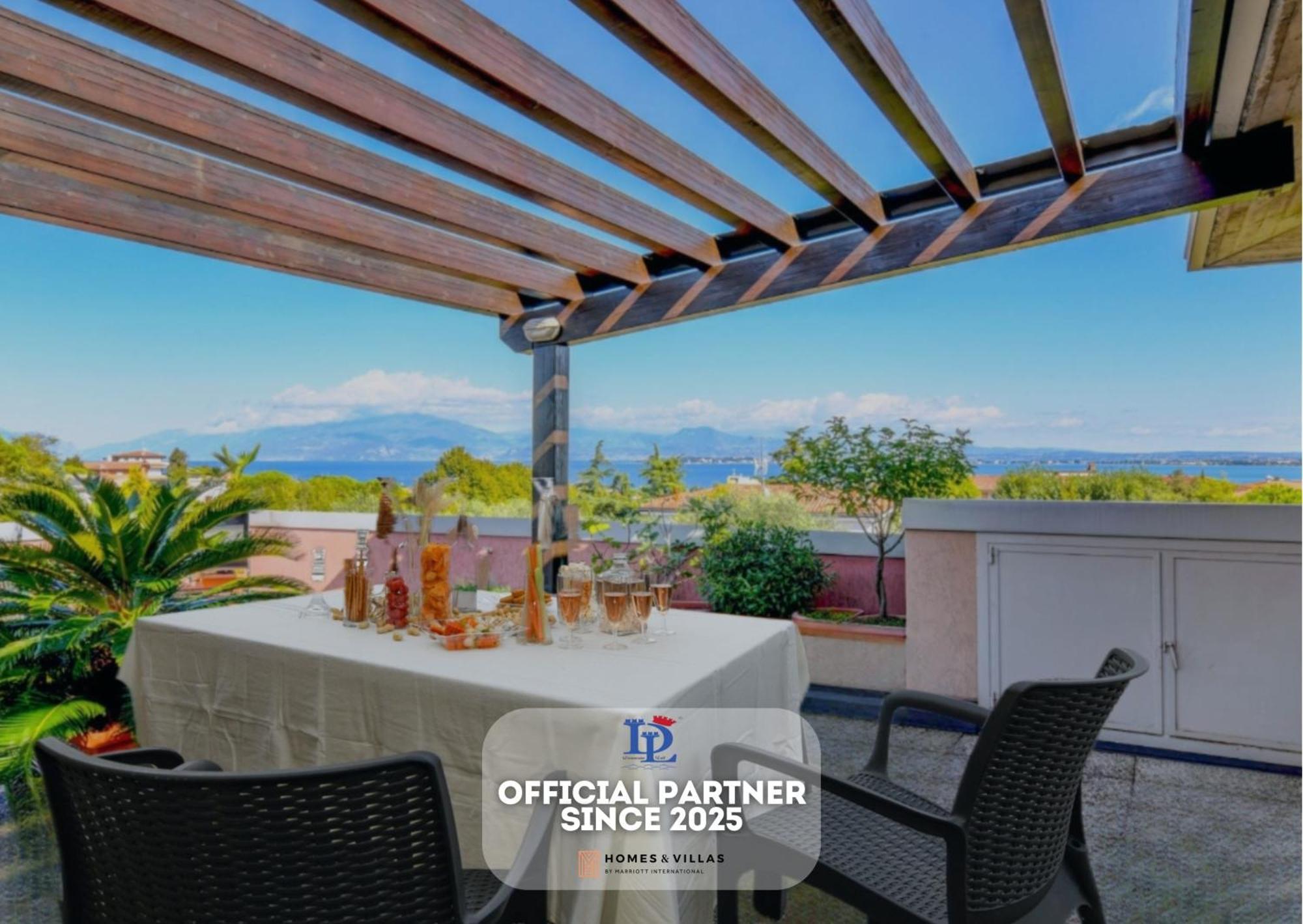 Desenzanoloft Official Partner Marriott Homes & Villas - Gardastar La Stella Del Lago Desenzano del Garda Eksteriør bilde